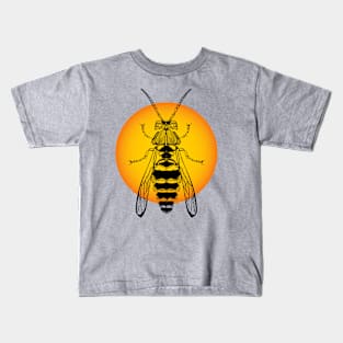 Wasp O Kanaamoo  ᑲᓈᒨ WAWEZHI CANADA Kids T-Shirt